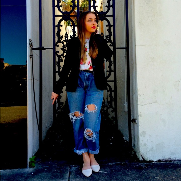 Meet your Posher, Kay - Picture 1 of 4